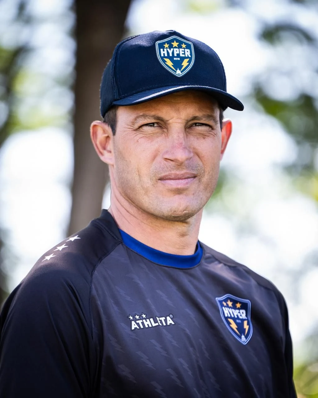 GUSTAVO SCHIAVOLIN É O NOVO TÉCNICO DO SUB-20 DO HYPER